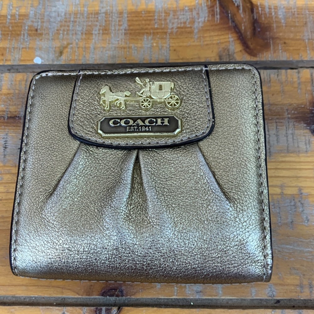 Coach Wallet Small, Gold in color